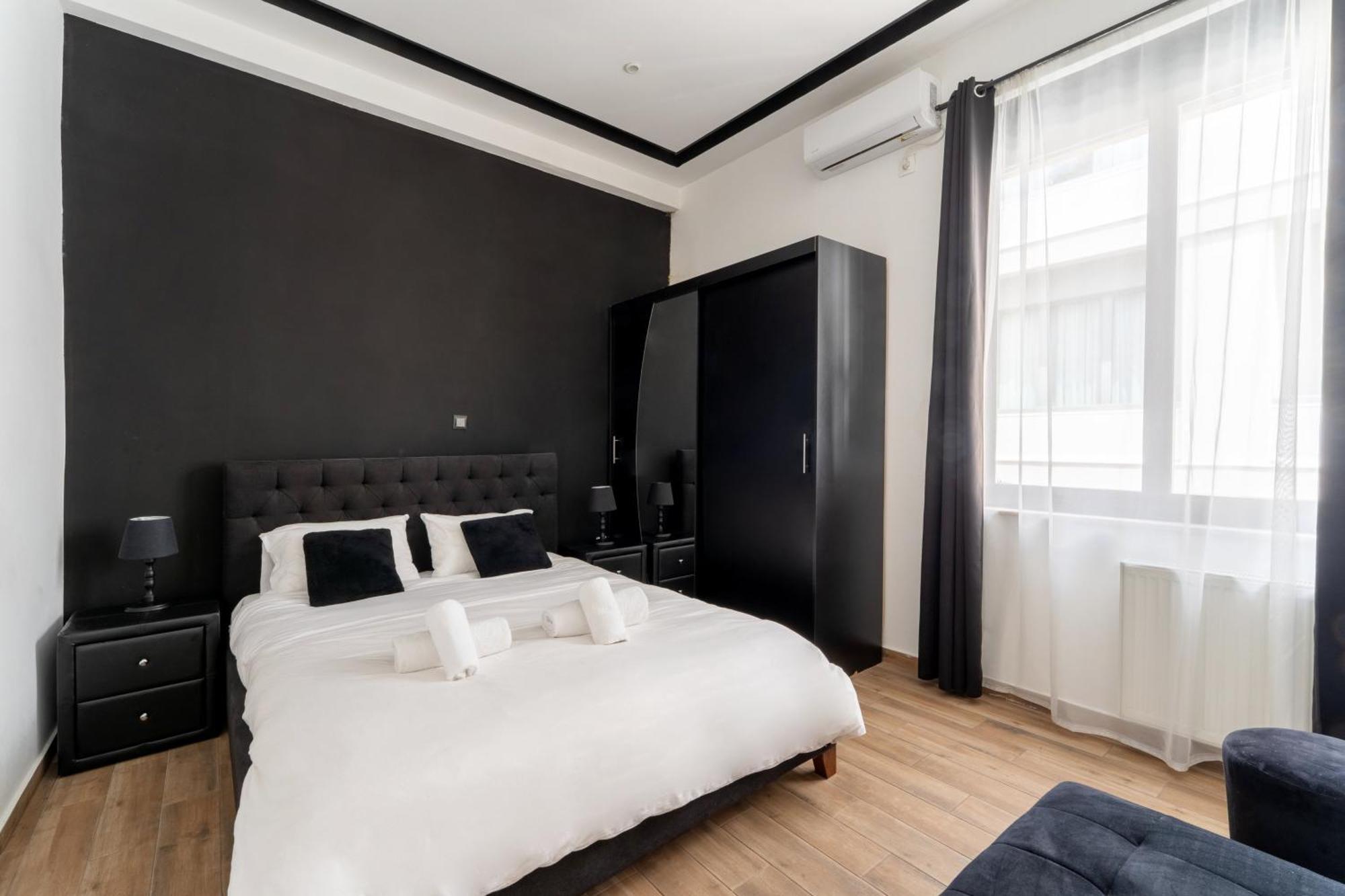 Neo Luxury * Atény